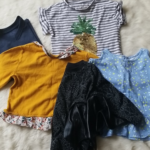 *SOLD* 2T to 5T Bundle - Picture 5 of 6